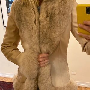 CHOSEN Lambskin Leather Coat with Real Fox Fur Trm